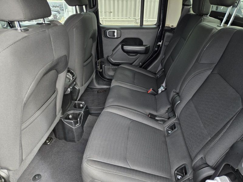 Used 2020 Jeep Gladiator Sport S 4x4