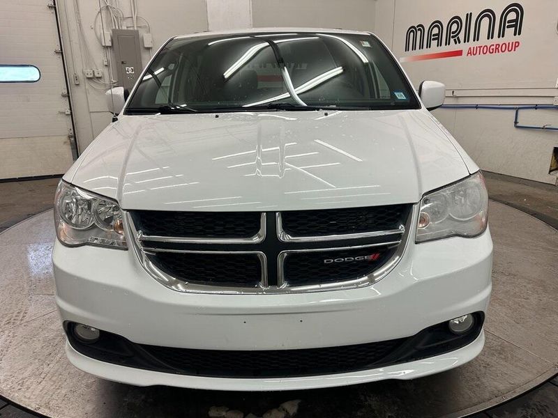 2019 Dodge Grand Caravan SXTImage 9