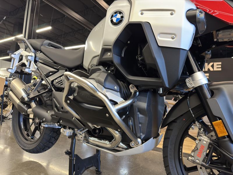 2026 BMW R 1300 GS Adventure - RACING RED 