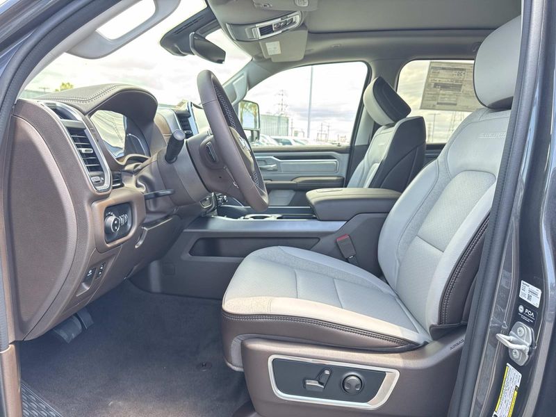 New 2026 RAM 1500 Laramie Crew Cab 4x4 6'4' Box