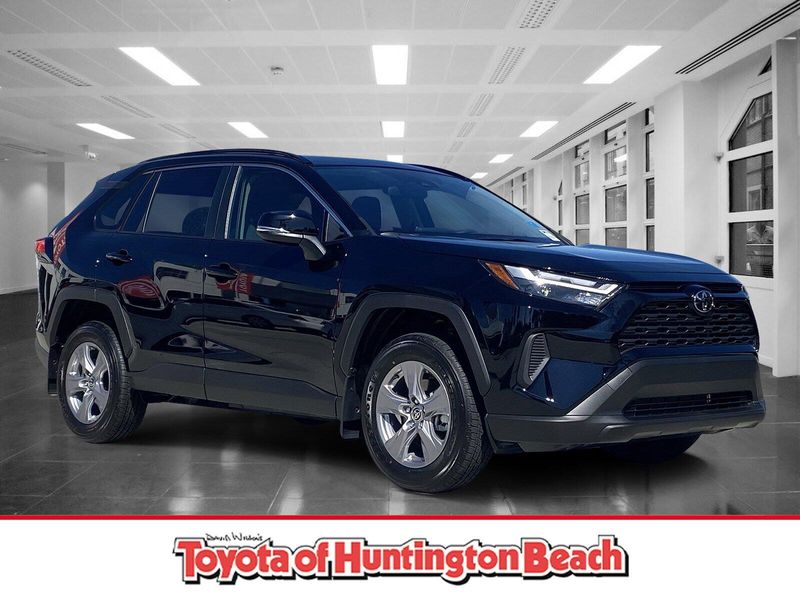 New 2025 Toyota RAV4 XLEImage 1