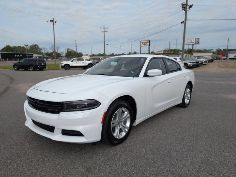 2022 Dodge Charger SXTImage 3