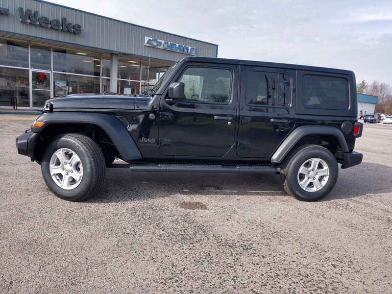 2023 Jeep Wrangler 4-door Sport S 4x4Image 3
