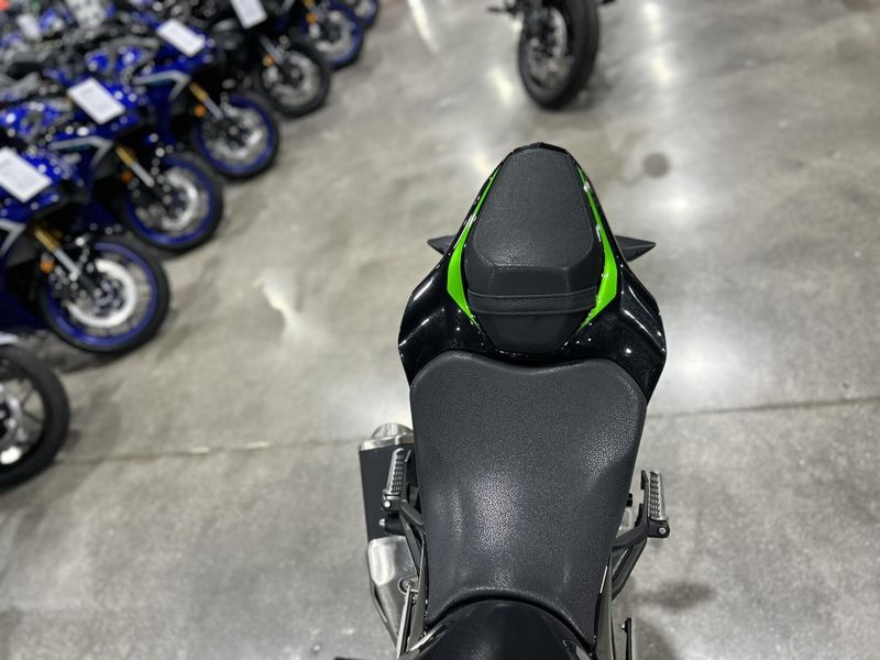 Used 2024 Kawasaki Z900 SE Image 17
