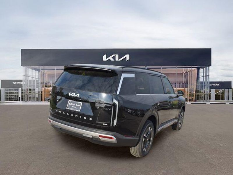 New 2027 Kia Telluride Hybrid EXImage 4
