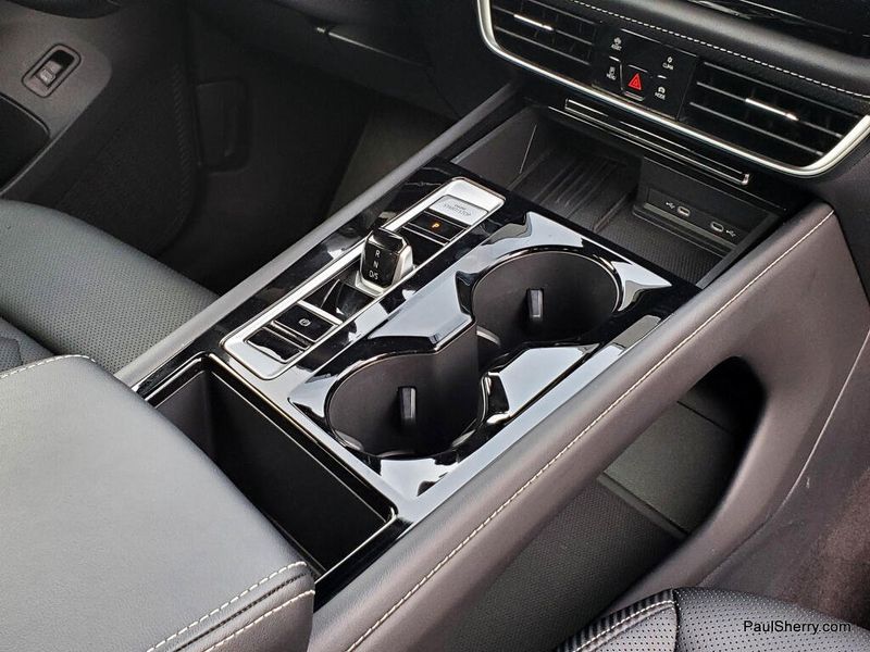 Used 2025 Volkswagen Atlas Cross Sport 2.0T SE w/Technology