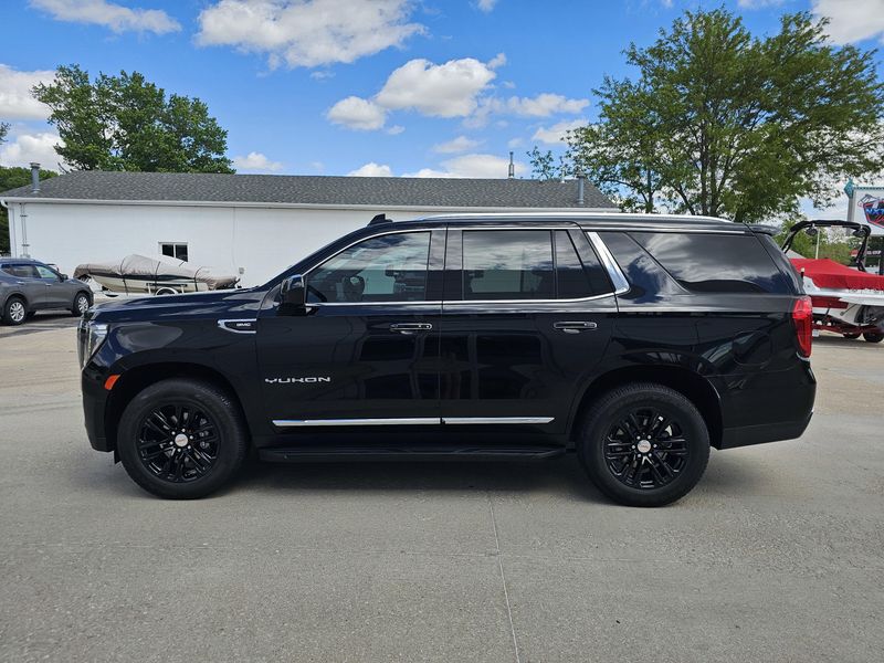 2021 GMC Yukon SLTImage 5