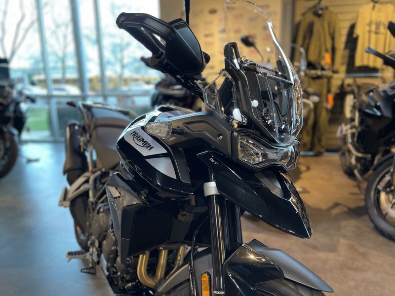 2023 Triumph TIGER 1200 RALLY PROImage 2