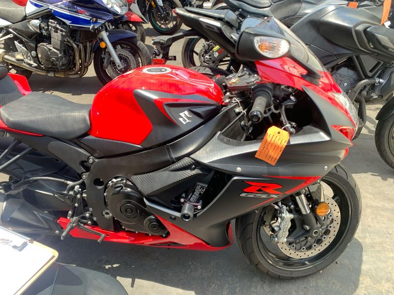 Used 2016 Suzuki GSX-R600L6 CA Image 13