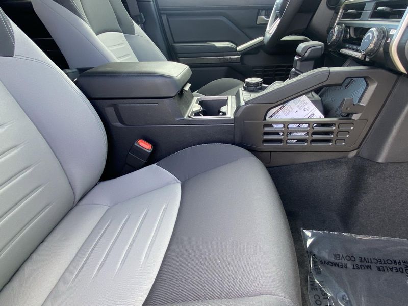 2025 Toyota Tacoma TRD Off RoadImage 10