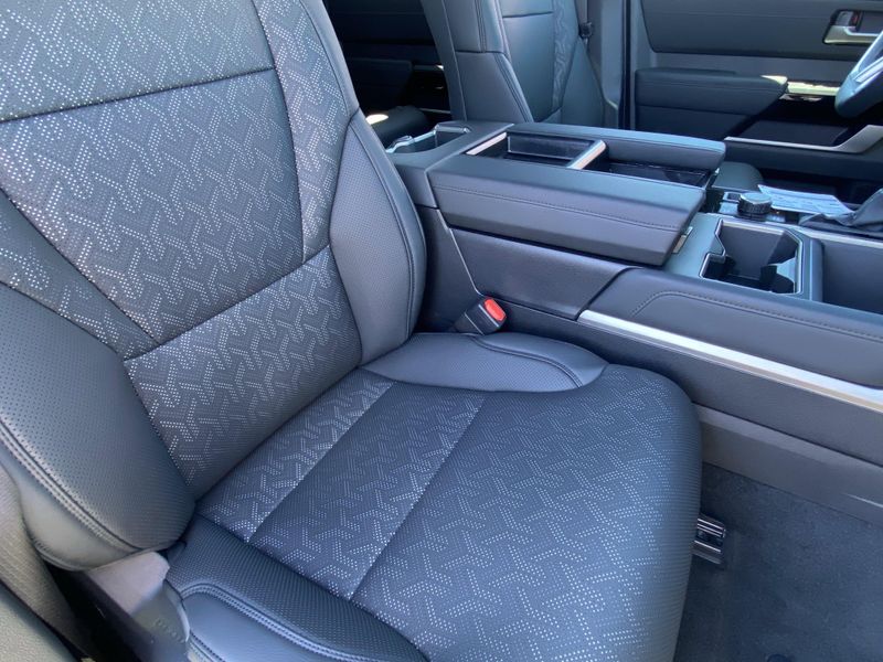 New 2025 Toyota Tundra Limited HybridImage 11