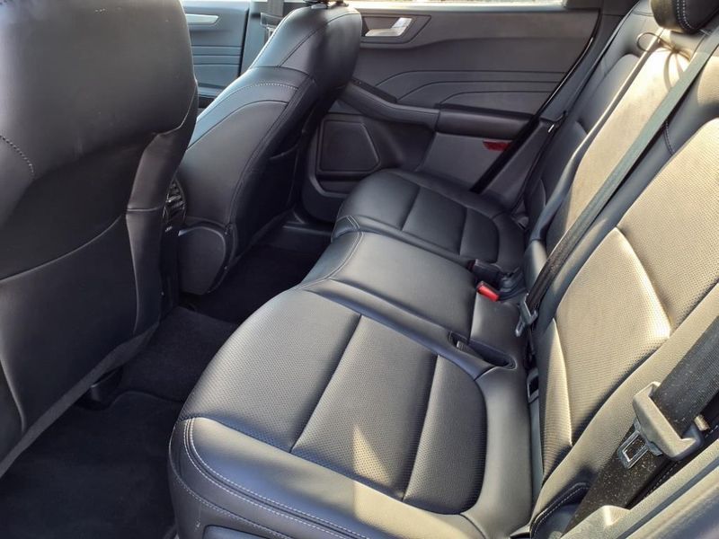 Used 2021 Ford Escape Hybrid TitaniumImage 18