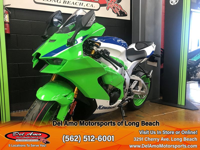 2024 Kawasaki NINJA ZX-10R 40TH ANNIVERSARY EDITION ABSImage 3