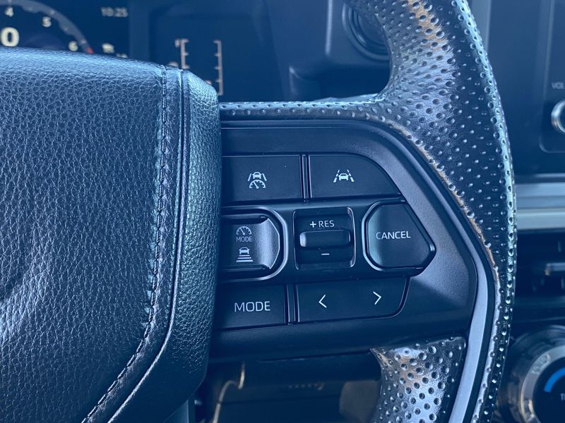 Used 2024 Toyota Tacoma SR5Image 28