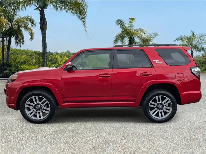 2022 Toyota 4Runner TRD Sport 4WD photo 2