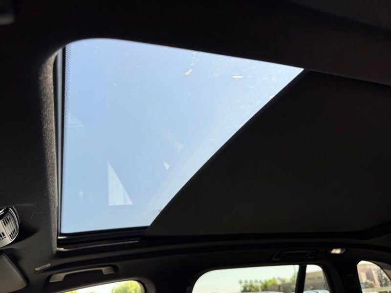 New 2026 BMW X5 xDrive50eImage 20