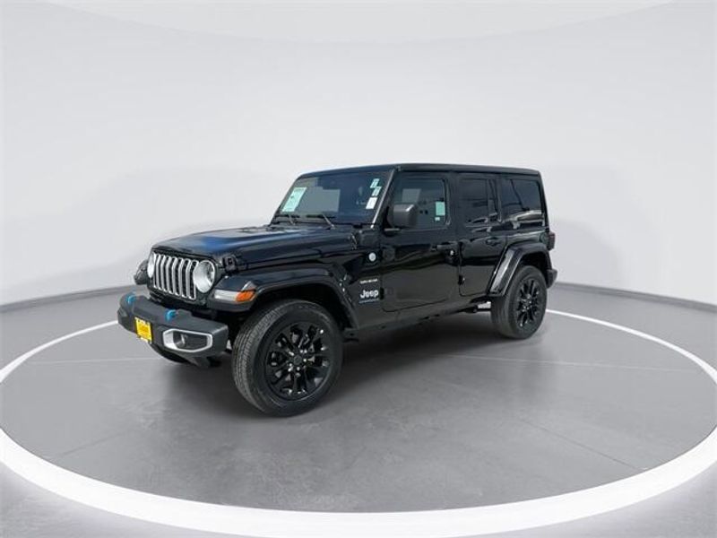 2024 Jeep Wrangler Sahara 4xe photo 4
