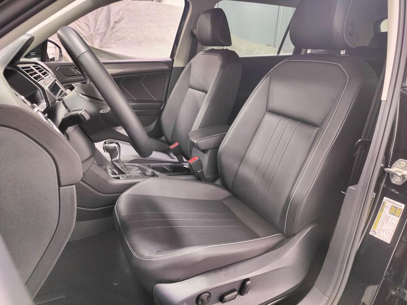 Used 2022 Volkswagen Tiguan SE 4-Motion AWDImage 10