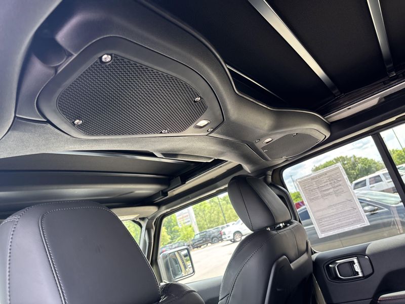 Used 2026 Jeep Wrangler Rubicon XImage 24