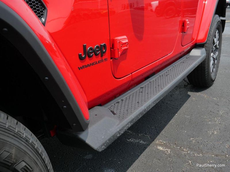 New 2025 Jeep Wrangler 4-door Sahara