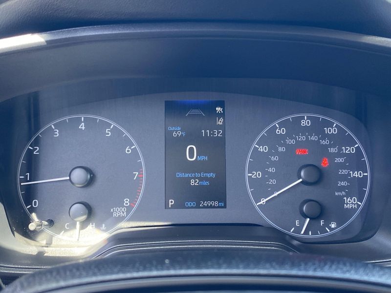 2024 Toyota Corolla LEImage 28