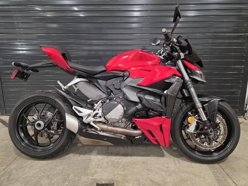 Used 2022 Ducati Streetfighter V2 