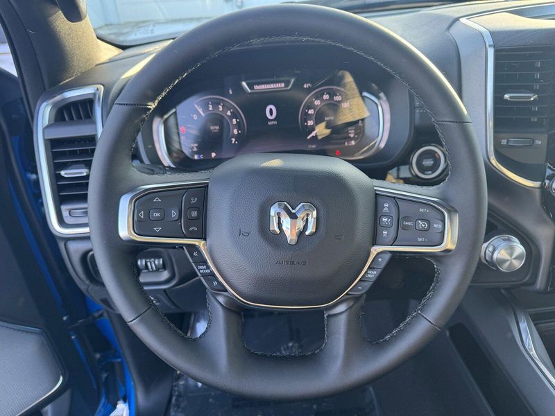 2025 RAM 1500 LaramieImage 17