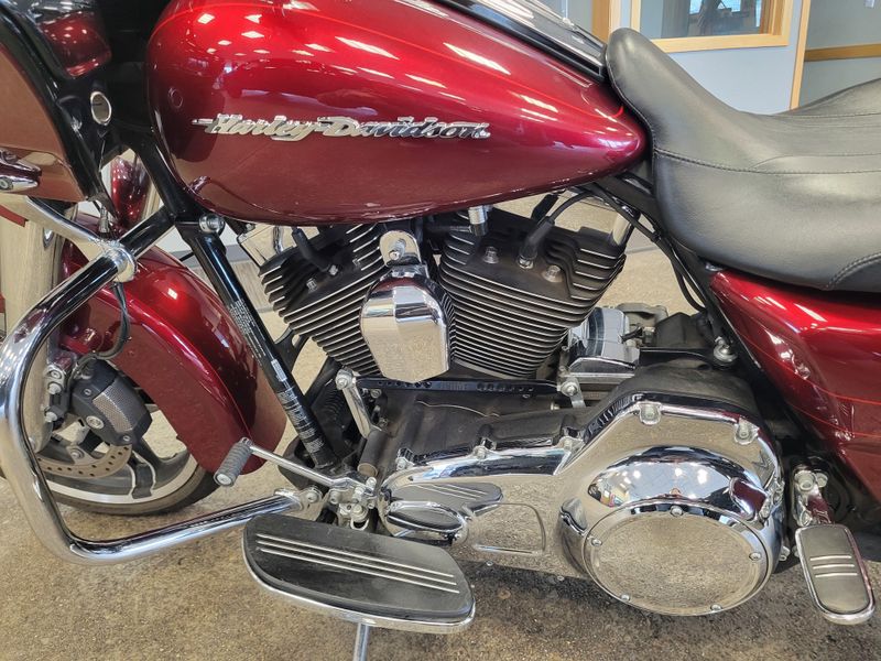 Used 2016 Harley-Davidson FLTRX ROAD GLIDE Image 8