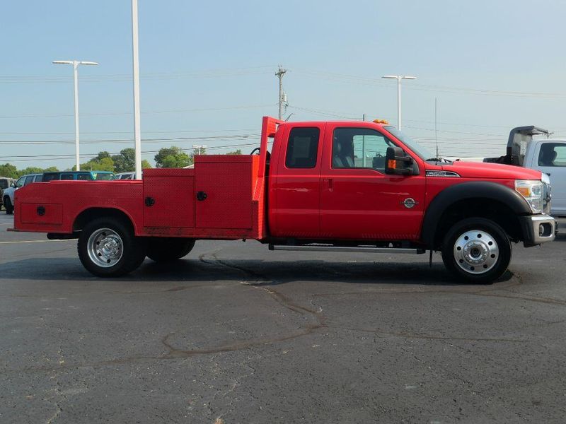 2016 Ford F-550 Chassis LariatImage 13