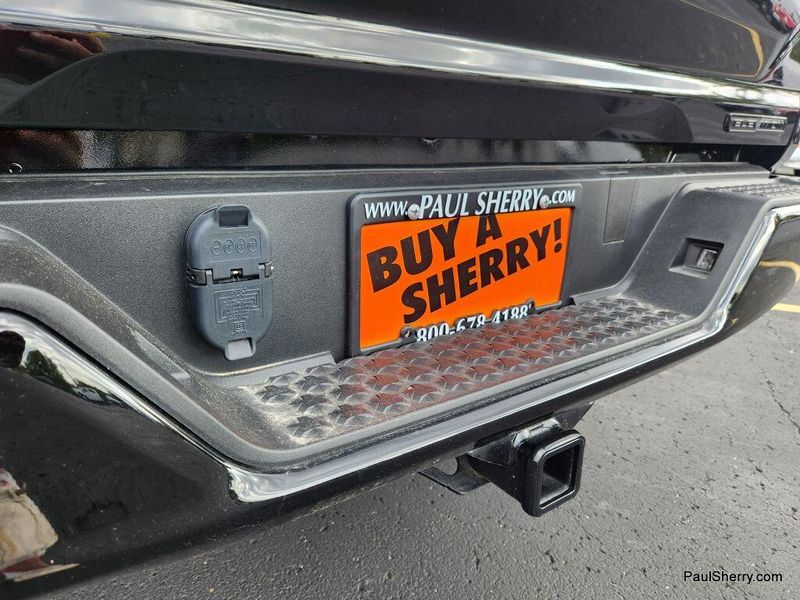 Used 2024 GMC Canyon Elevation