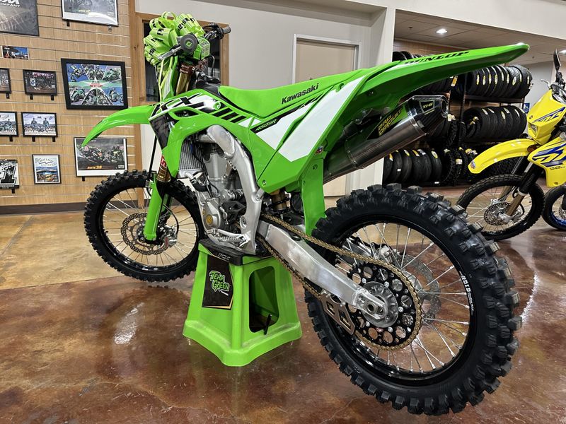 2025 Kawasaki KX450SR LIME GREEN Image 6