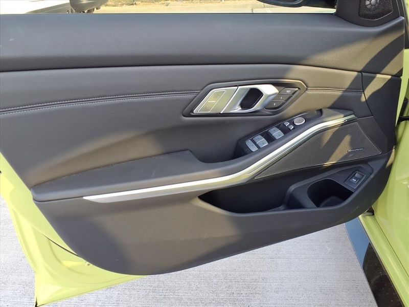 Used 2025 BMW M3 CompetitionImage 18