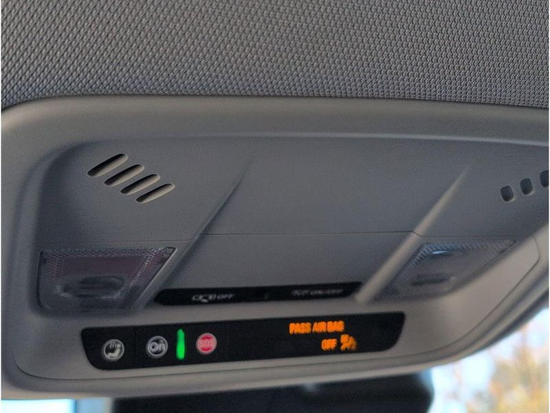 Used 2024 Chevrolet Malibu LTImage 27