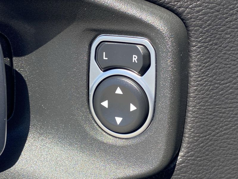 2022 Jeep Wrangler 4xE Unlimited Sahara 4xeImage 20