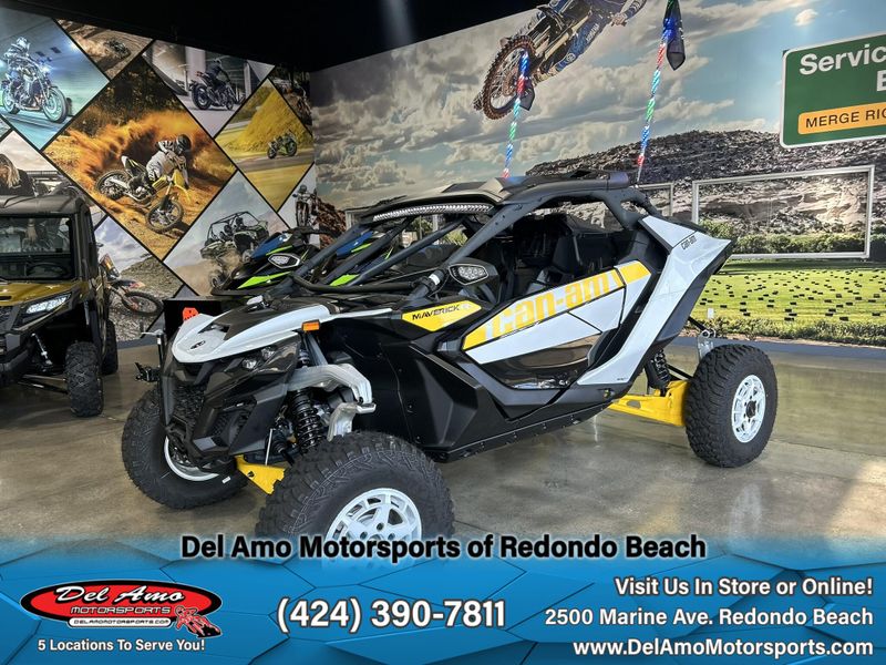 2024 Can-Am 9BRB  in a CATALYST GRAY & NEO YELLOW exterior color. Del Amo Motorsports of Redondo Beach (424) 304-1660 delamomotorsports.com 