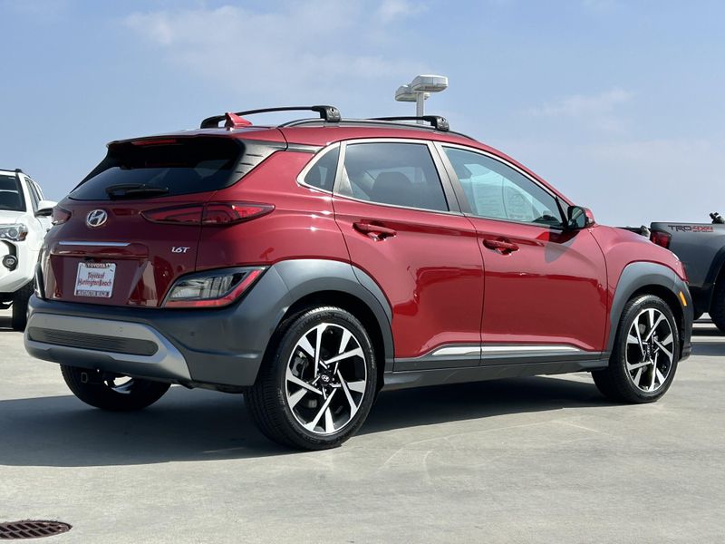 Used 2022 Hyundai Kona LimitedImage 2