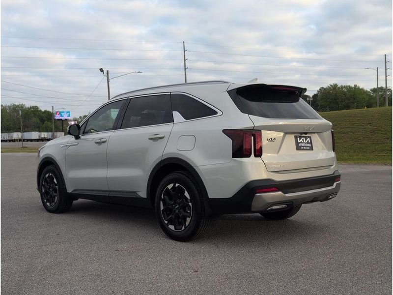 Used 2026 Kia Sorento SImage 3