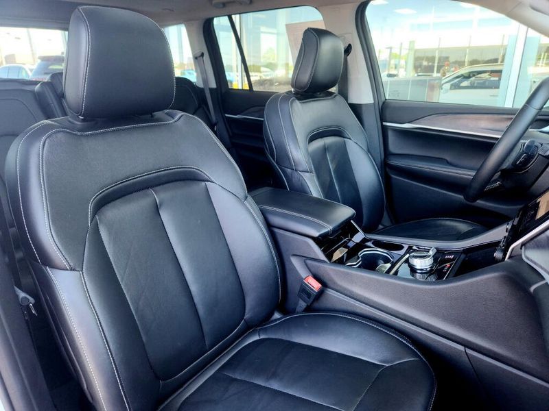 Used 2022 Jeep Grand Cherokee Limited