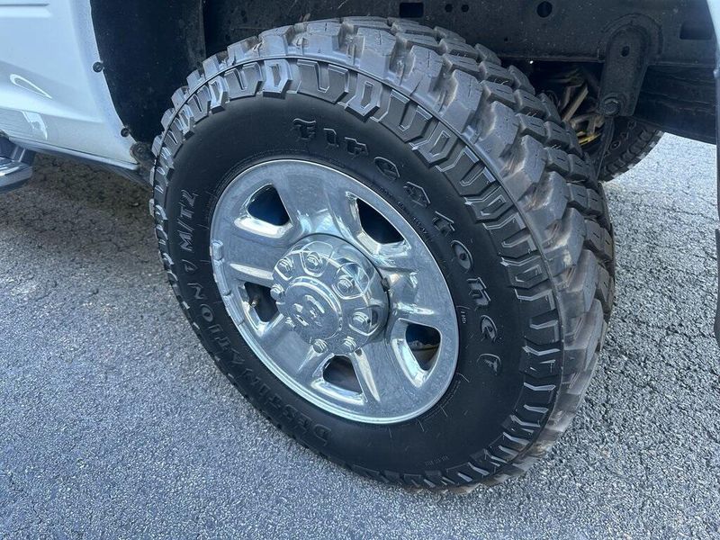 2022 Ram 2500 photo 9