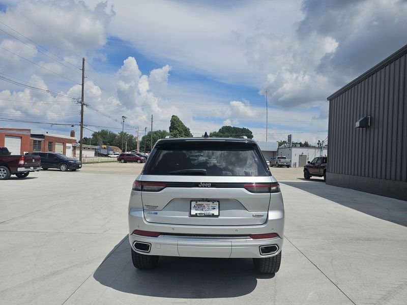 2023 Jeep Grand Cherokee Summit Reserve 4xeImage 8