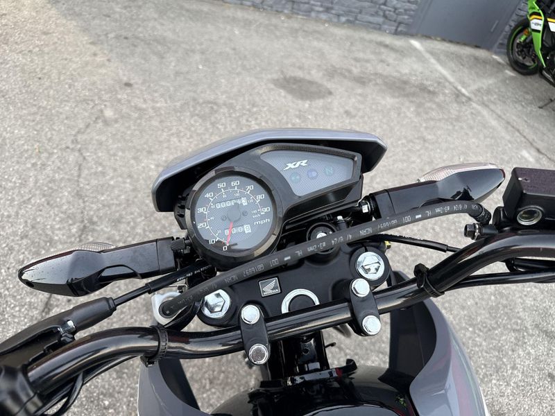 New 2025 Honda XR150L Image 16