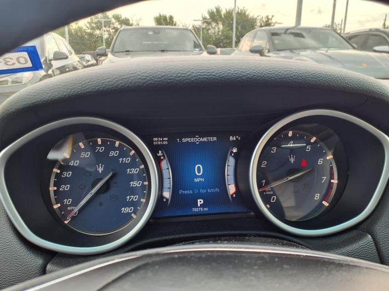 Used 2014 Maserati Ghibli Image 23