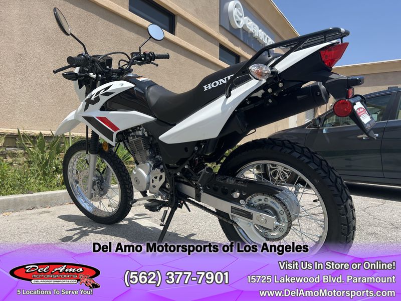 2024 Honda XR150LImage 12