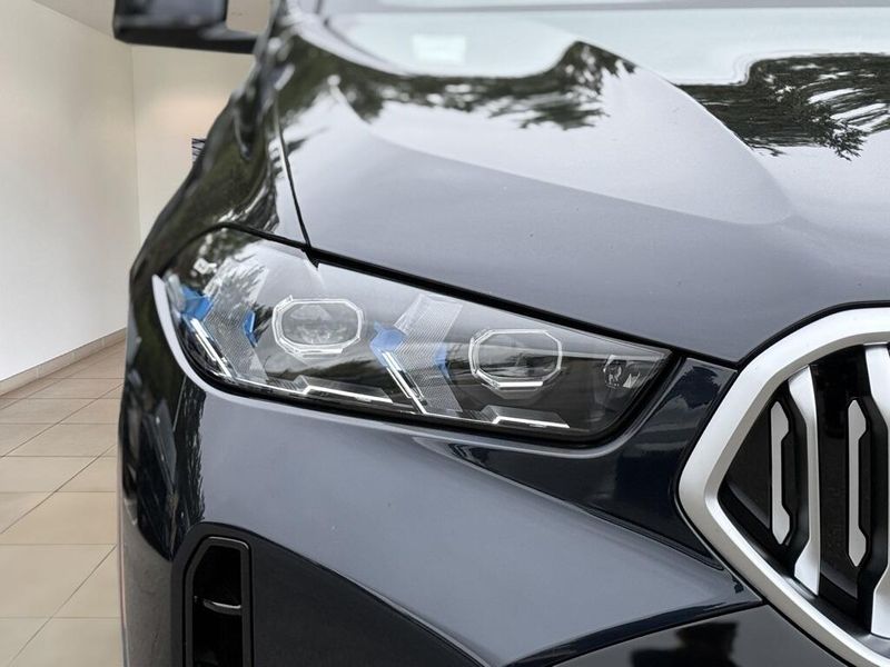 2026 BMW X6 xDrive40iImage 12