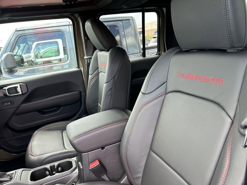 New 2025 Jeep Gladiator Rubicon X 4x4Image 20