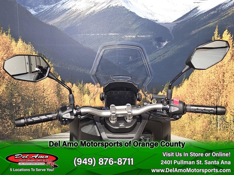 2025 Honda ADV160 Image 15
