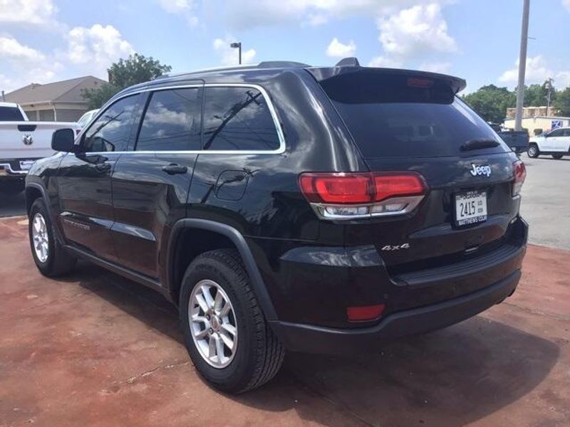 Used 2020 Jeep Grand Cherokee Laredo EImage 3