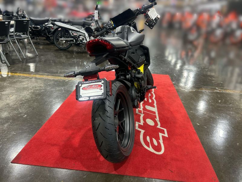 2025 Can-Am Pulse Image 14
