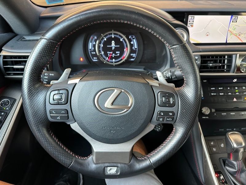 2018 Lexus IS 300 300Image 2