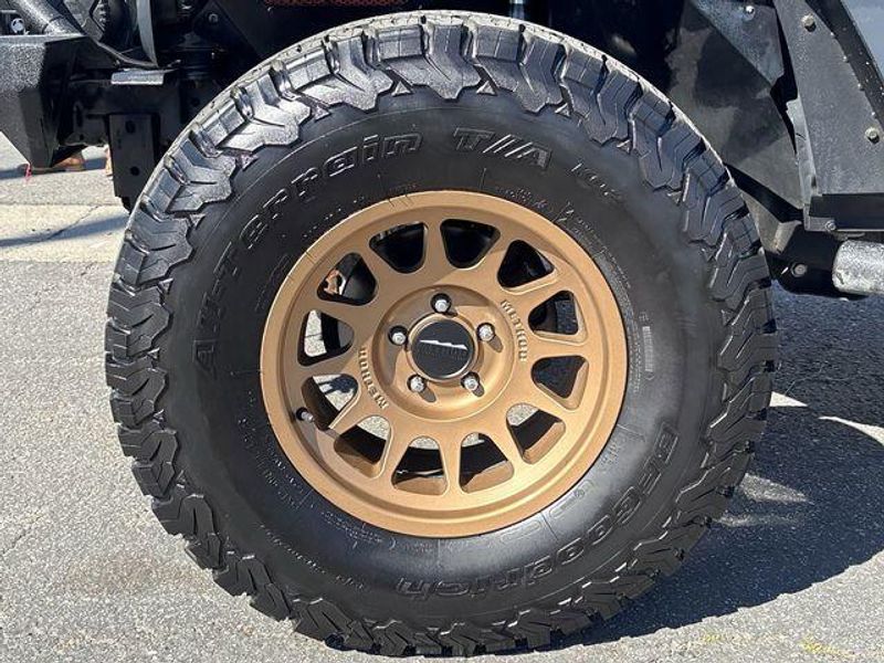 Used 2017 Jeep Wrangler Unlimited SportImage 13